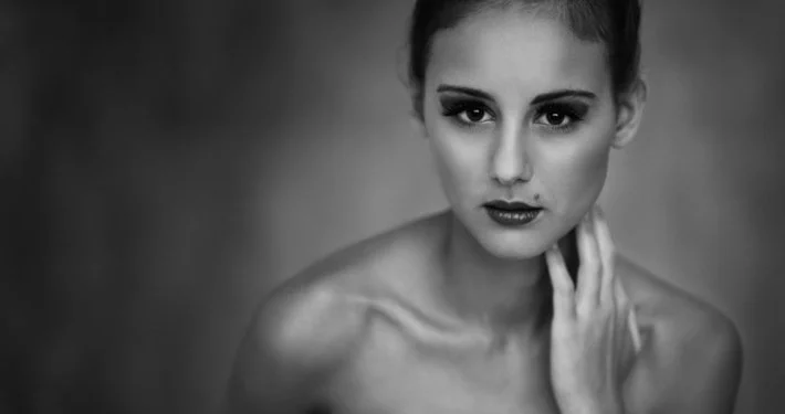 schwarz-weiß Portrait von Larissa